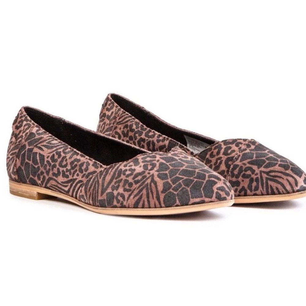 TOMS Julie Leopard Print Flats Loafers Women's Size 10